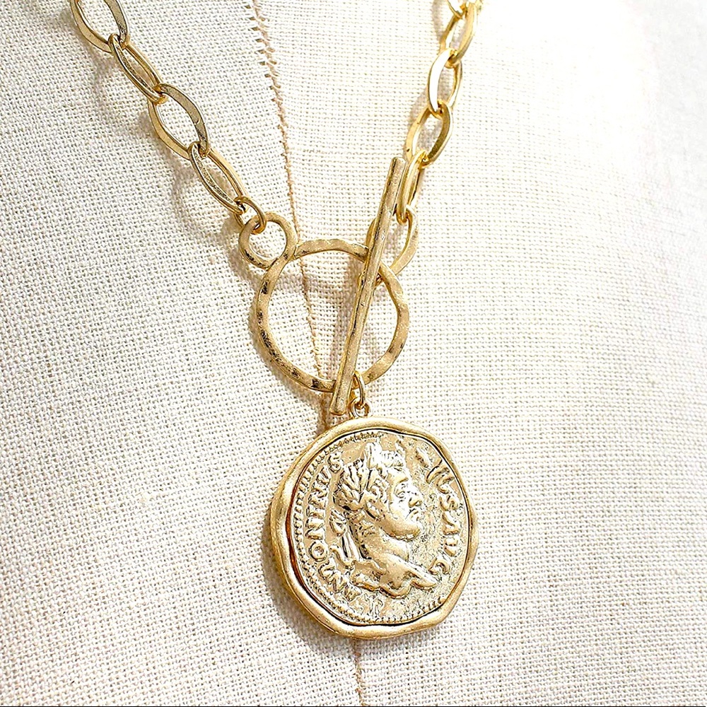 New Gold Goddess chunky necklace